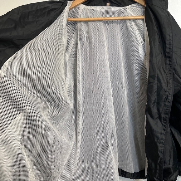 RARE Vintage Mattel Toys Jacket Windbreaker Zip Up Black & Red Large/extra Large - Picture 11 of 12